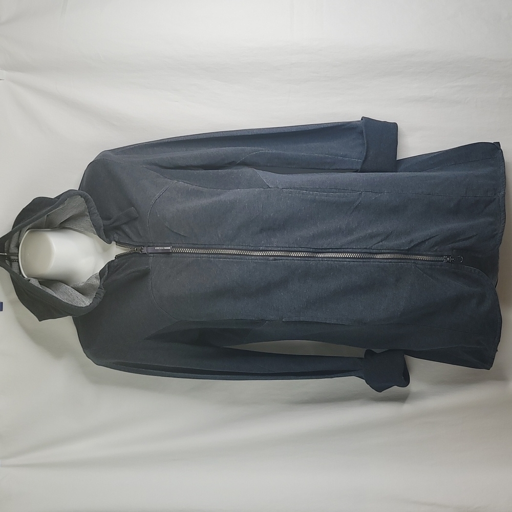 Mondetta long light gray sweater sz Small
